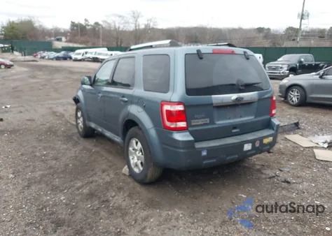 2010 Ford Escape Limited z USA, uszkodzony, nr VIN 1FMCU9E75AKD04597